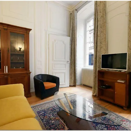 Le 22 - Centre Parking Privatif En Option アパート *